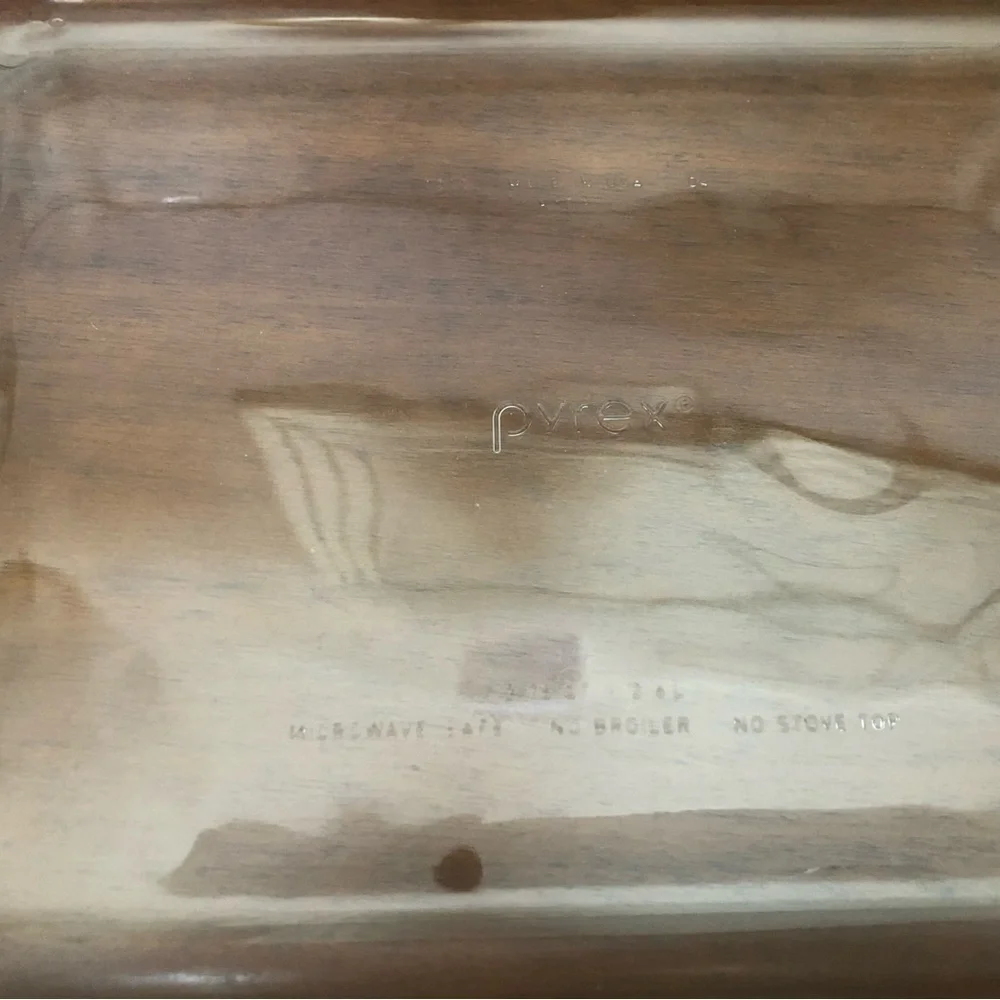 Pyrex dish #7212